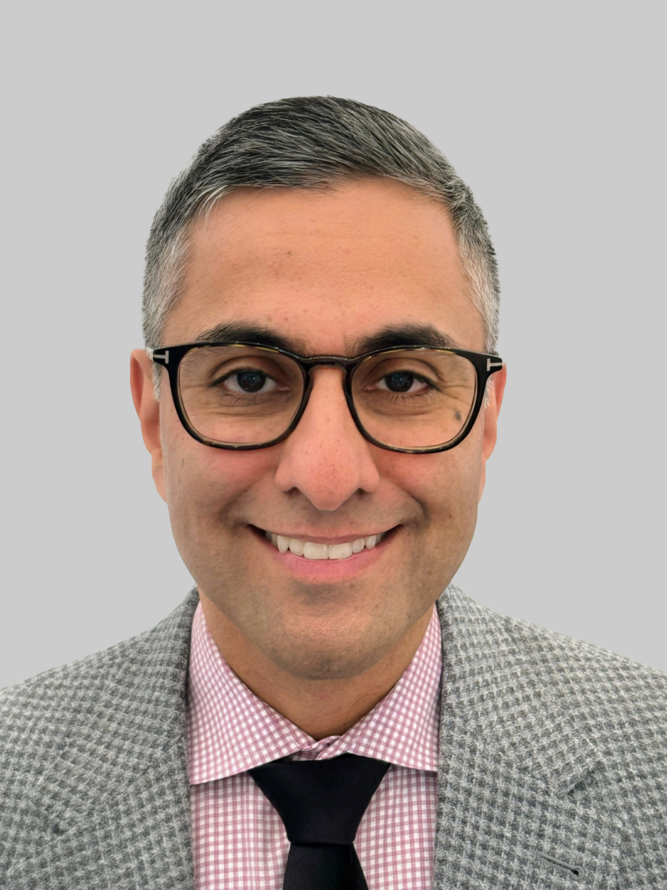 Aaron Dhir Headshot